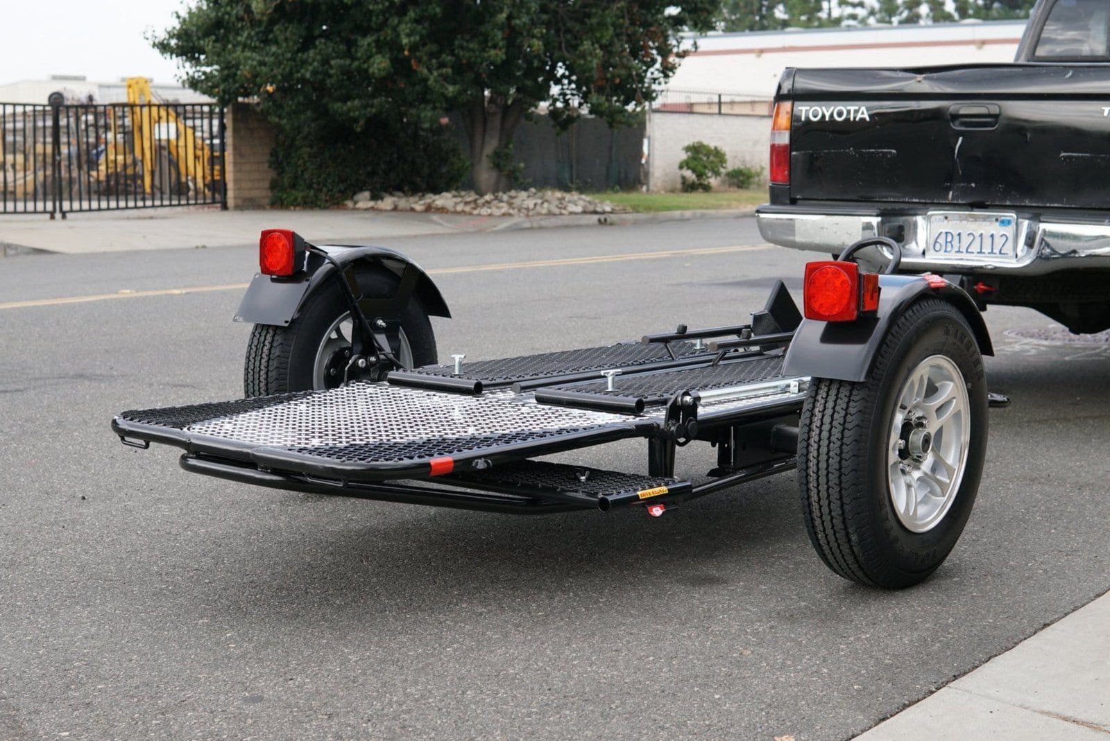 Alpha Sport Single Ride-Up Folding Motorcycle Trailer - Image 5