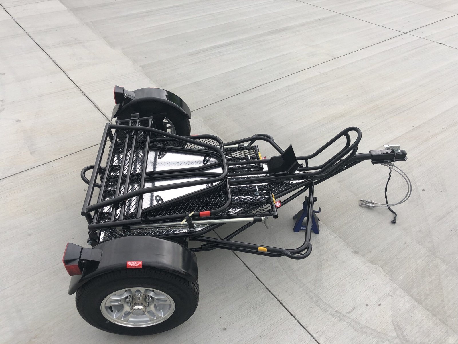 Alpha Sport Single Ride-Up Folding Motorcycle Trailer - Image 12