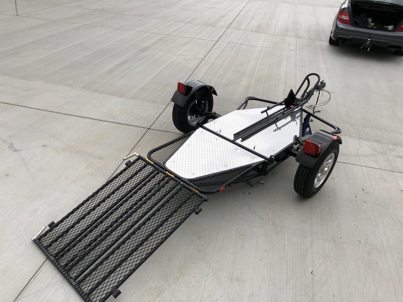 Alpha Sport Single Ride-Up Folding Motorcycle Trailer - Image 24